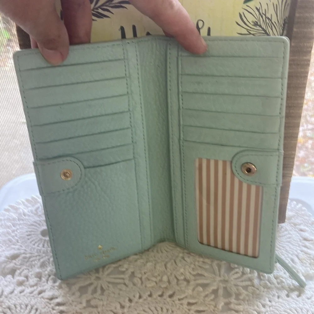 Kate Spade Robins Egg Blue Pebbled Leather Wallet Gold Trim Nice! Come see! - Picture 3 of 11